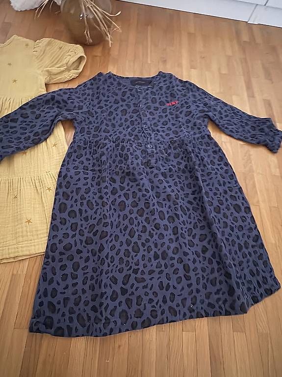 Robes: Tiny Cottons Kleider 2Y – D'occasion à Schlieren par var_dms8 1