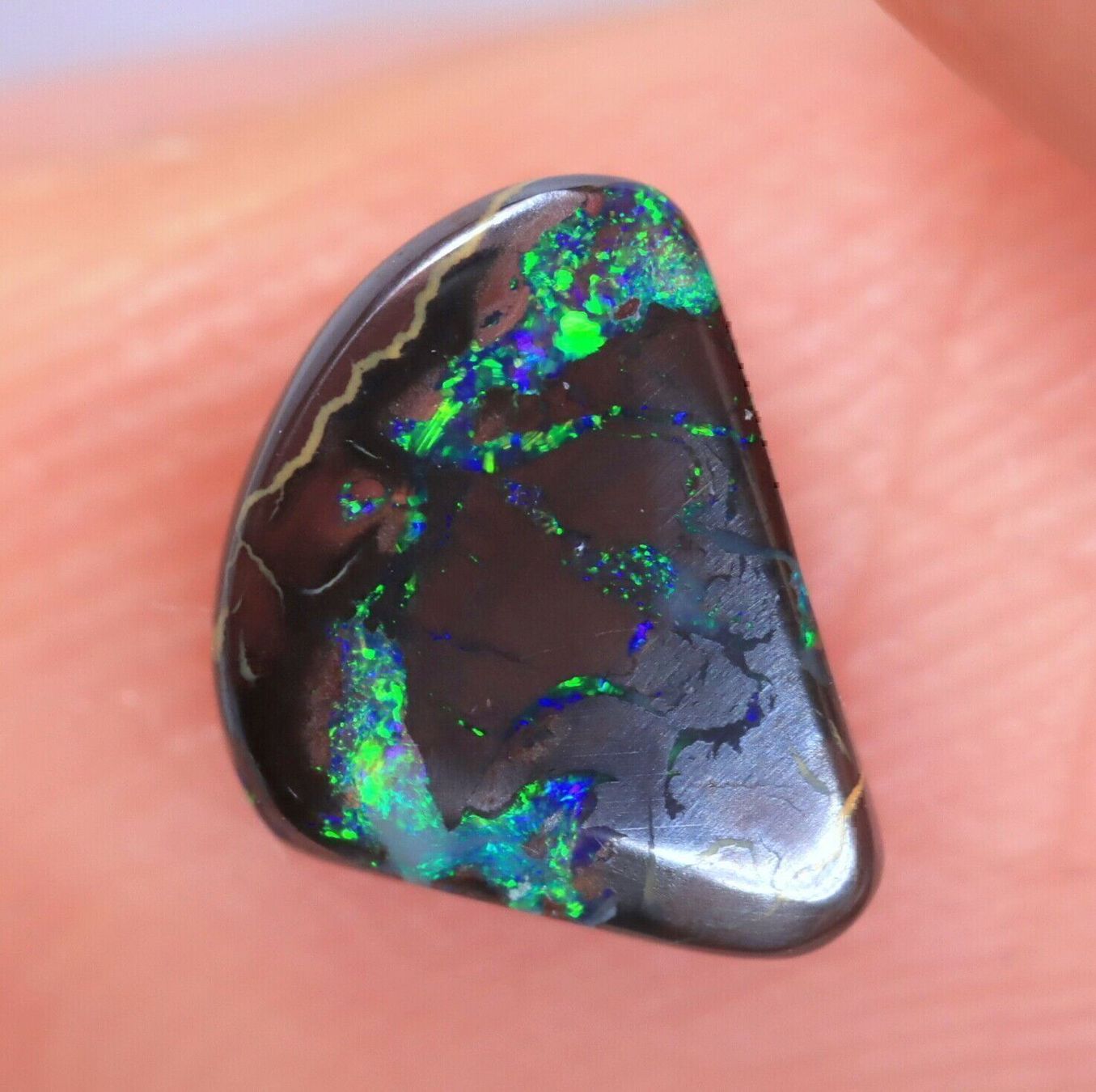 Pietre preziose: Australischer Koroit Boulder Opal 0.93Ct – Nuovo (secondo la descrizione) da Bern venduto da Grindelwaldaus 3