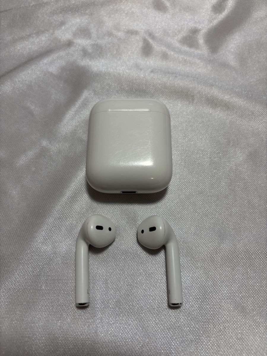 Apple Cuffie: Apple AirPods 2. Generation ! gebraucht – Usato da Davos Dorf venduto da Jaensche 1