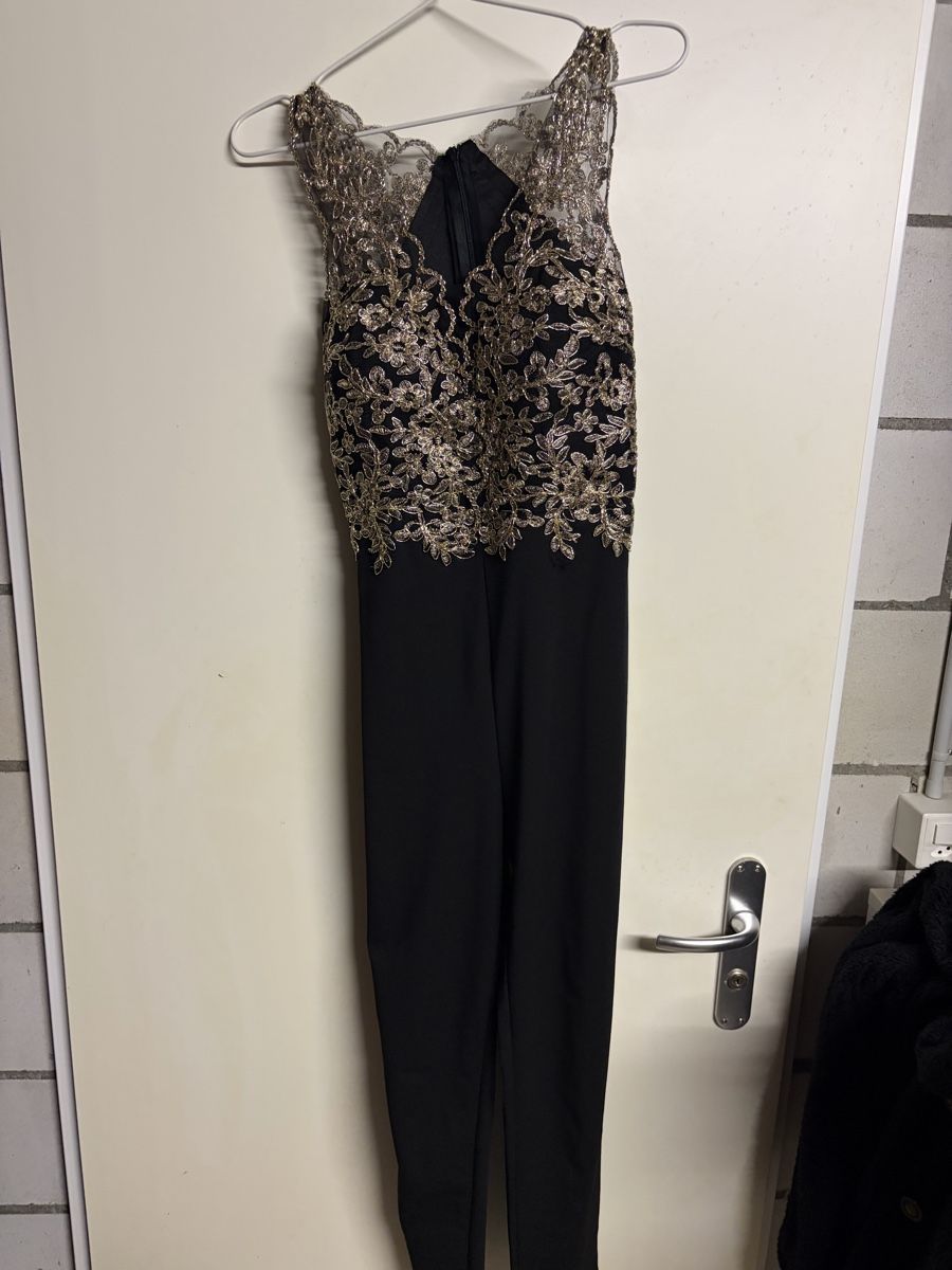 Robes: Kleid universal Grösse – Neuf (Voir description) à Grenchen par lyn_8w2w