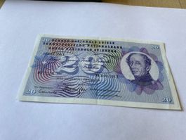 Schöne 20 er Note nur einmal gefaltet  7. Februar 1974