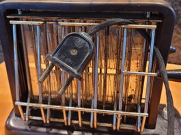 Verkaufe antiken"SATRAP"Toaster aus Chromstahl von 1950