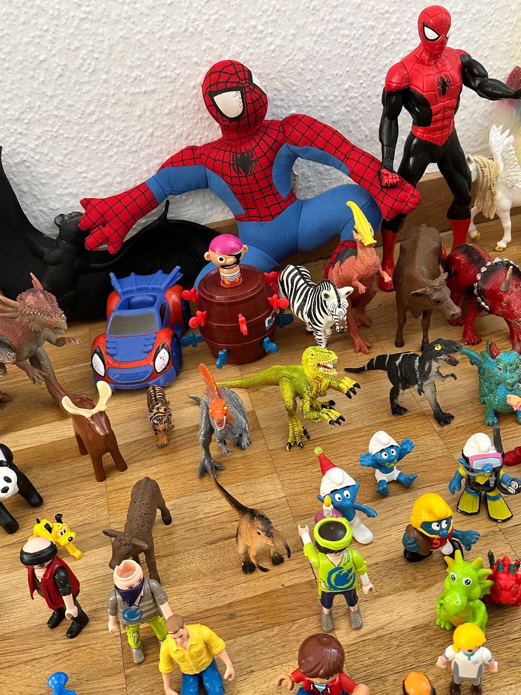 Giocattoli: Div. Autos, Puzzle, Schlümpfe, Figuren – Usato da Zürich venduto da Maximum78 2