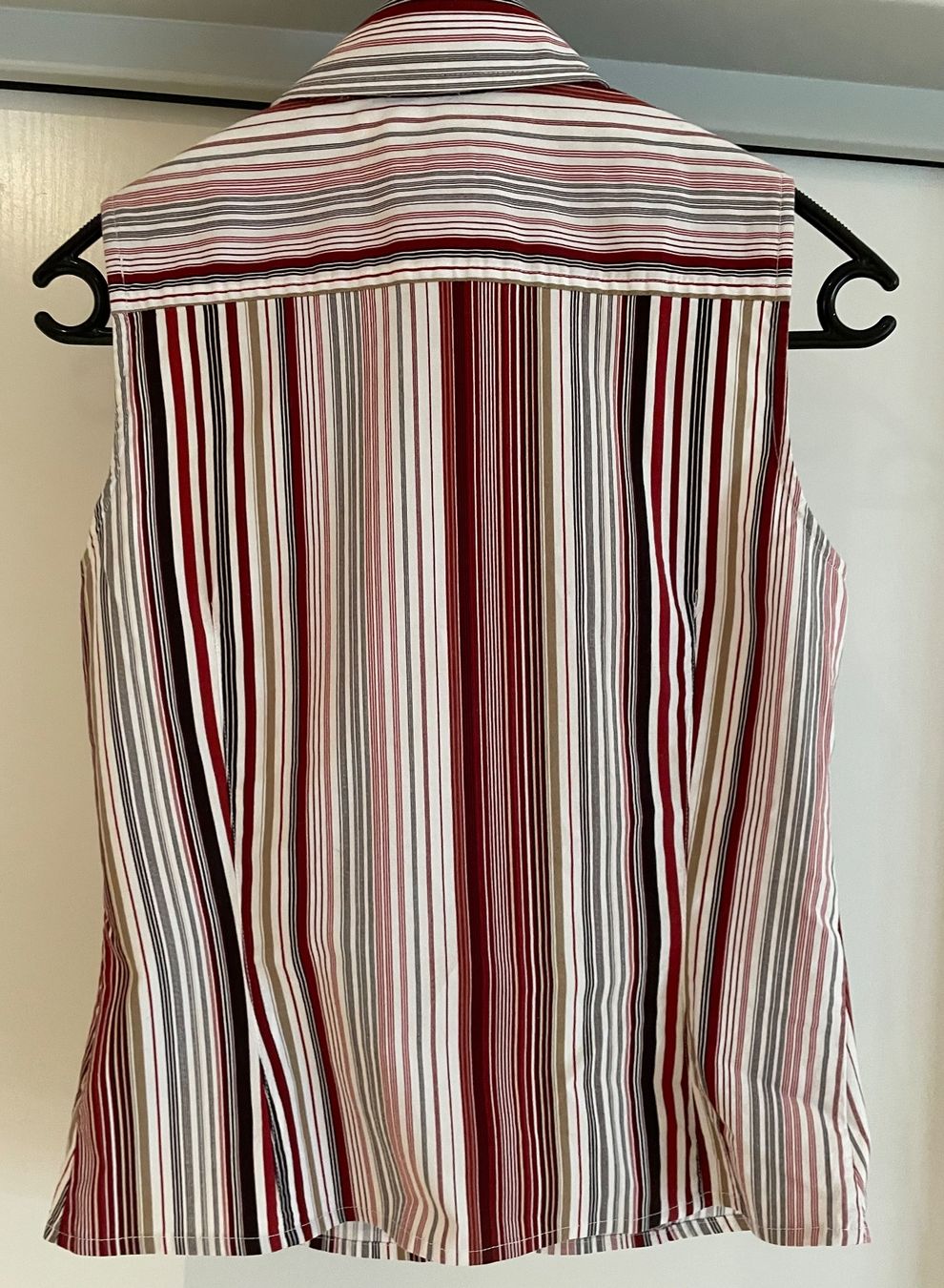 Esprit Camicette: Esprit, stylische ärmellose Bluse, Grösse S – Usato da Niederweningen venduto da baghirac 1