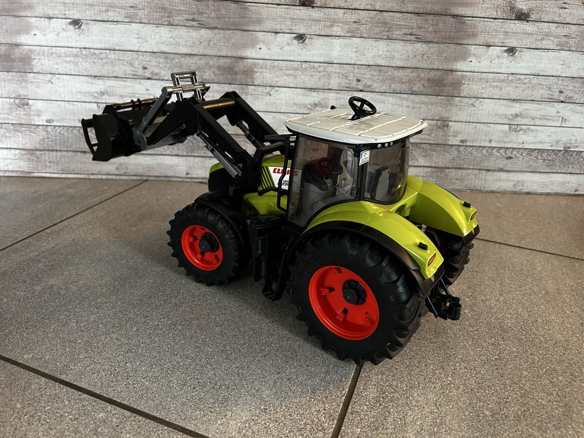 Bruder Giocattoli: Claas Traktor mit Anhänger – Usato da Wil SG venduto da DaniDaVinci 2