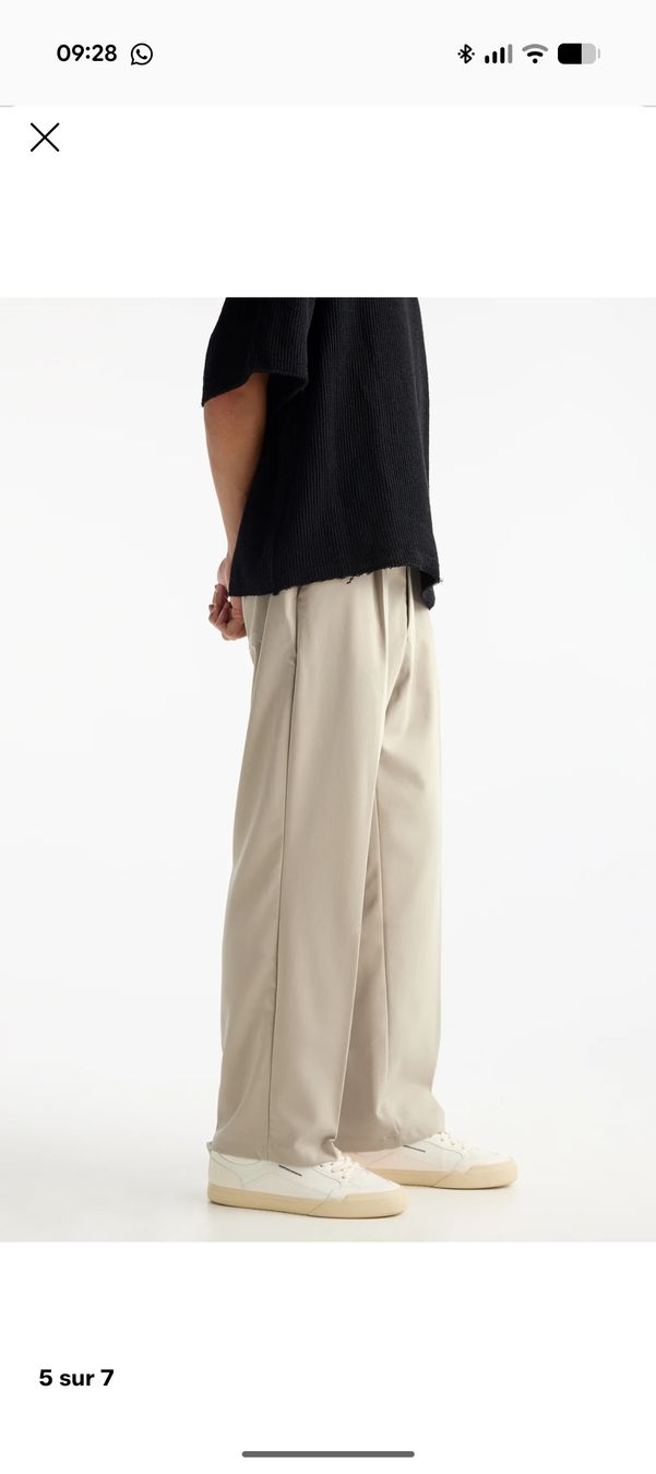 Pull&Bear Pantaloni: lot de 4 pantalon Chino Pull&Bear – Usato da Genève venduto da Venellah 1