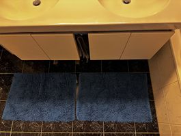 2 Hochflor Teppiche, Badteppiche Blau, Nagelneu
