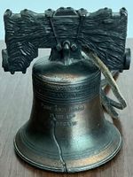 Schöne antike MINIATUR-LIBERTY-BELL-GLOCKE PHILADELPHIA