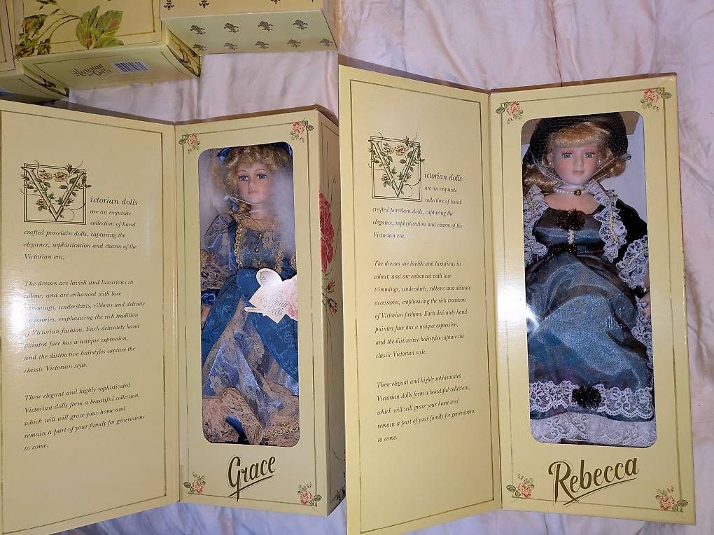 Bambole: VICTORIAN DOLLS 5x Puppen verpackt – Usato da Binningen venduto da Smile-46 1