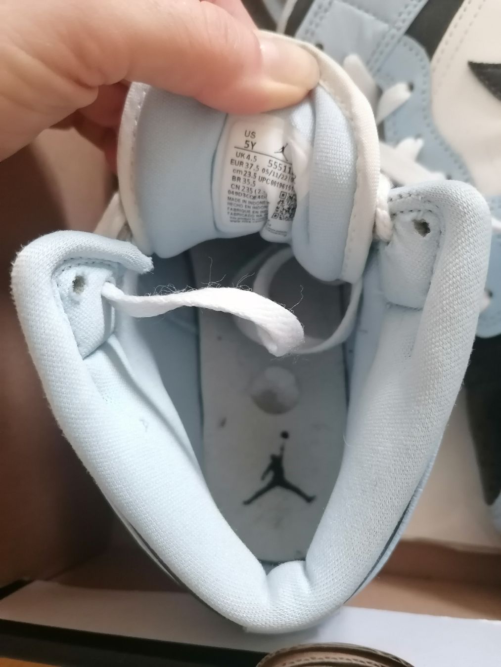 Jordan Scarpe per ragazzi: Nike Air Jordan – Usato da Sempach venduto da .1SecondBrands. 3