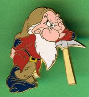 Disney   Zwerg  BRUMMBÄR