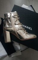 Bottines Chanel dorées