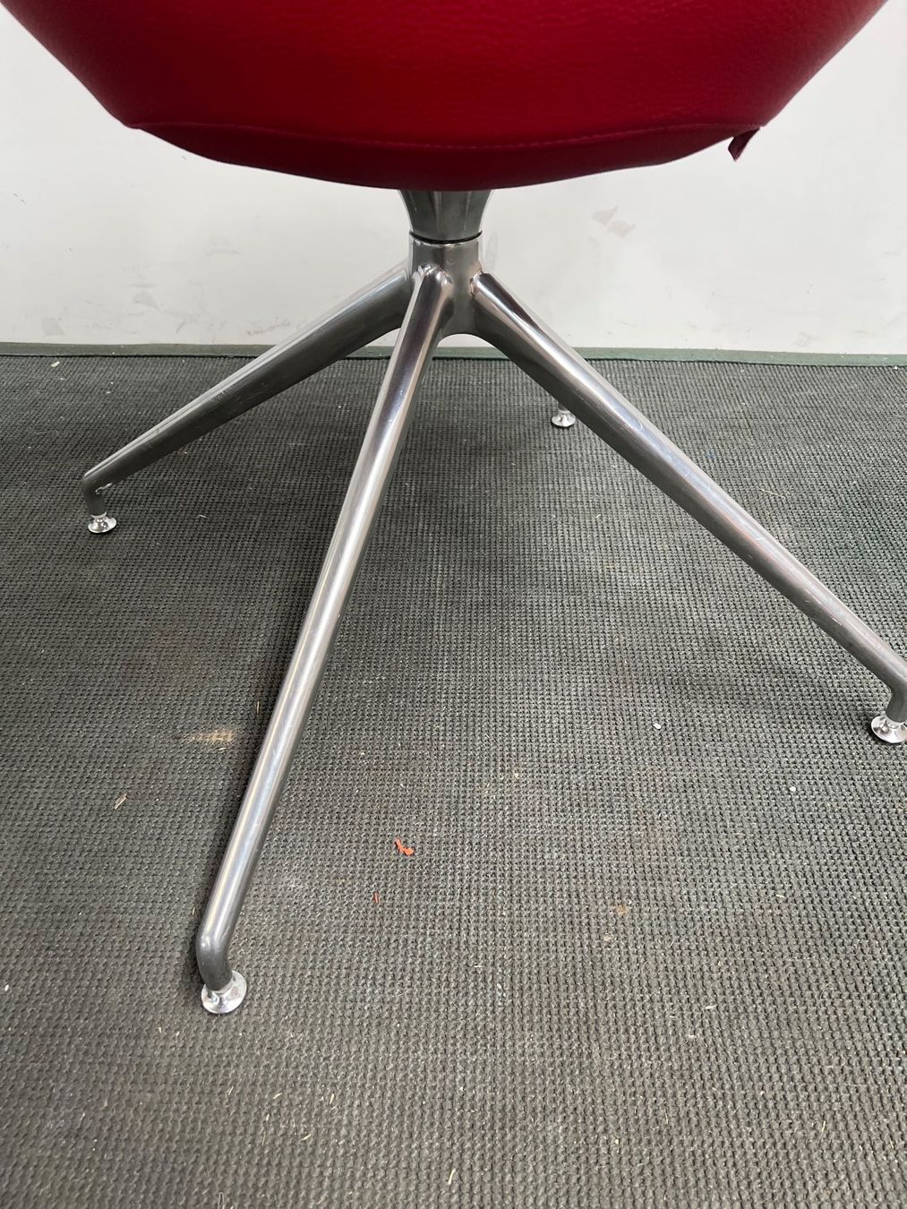 Arper Sessel: 046 ARPER Duna Designer Drehsessel – Gebraucht aus Wangen an der Aare von TBYN 5