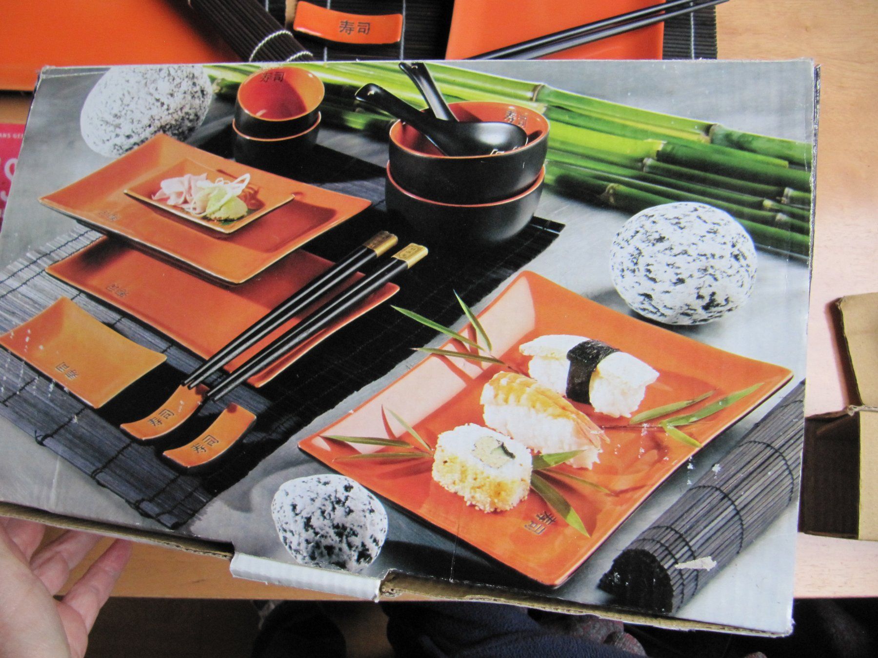 Set di piatti: Sushi-Geschirr ASIA + Buch – Nuovo (secondo la descrizione) da Würenlos venduto da AustralisZ 4