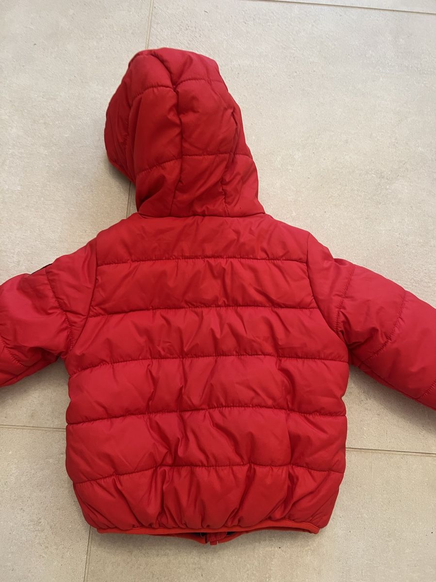 Benetton Jacken & Mäntel: Warme Winterjacke Benetton Gr. 82 Rot – Neu (gemäss Beschreibung) aus Schönenberg ZH von Bosh 4