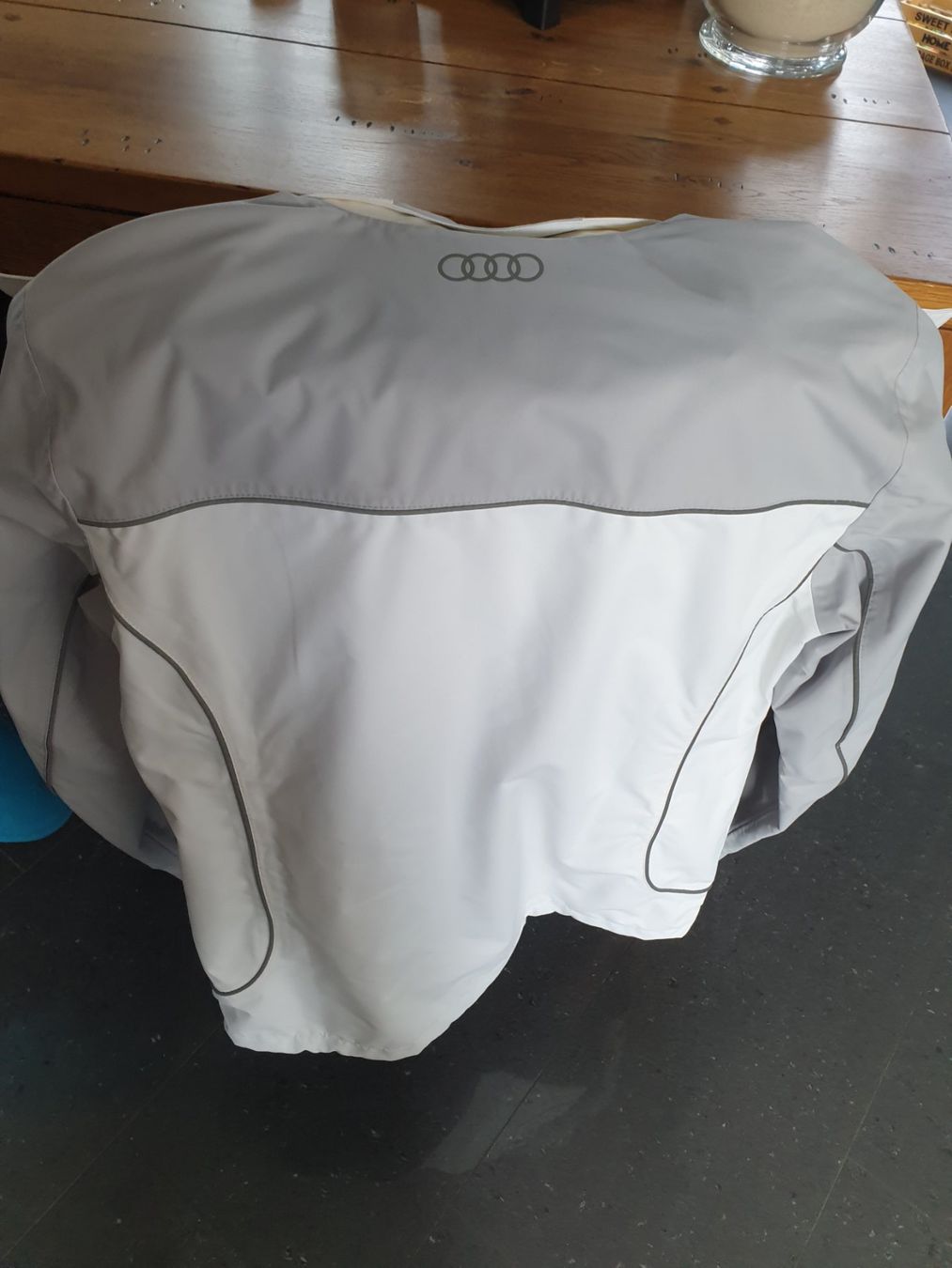 Giacche: Audi Sport Jacke – Usato da Rickenbach LU venduto da trucker.s 1