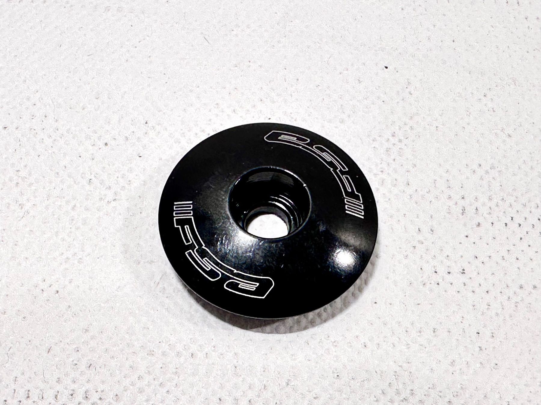 Pezzi di ricambio: FSA ahead top cap 1 1/8" neuwertig – Usato da Luzern venduto da bikeandbeltcom