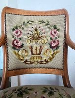 Fauteuils Anciens Brodés / Prix négociable