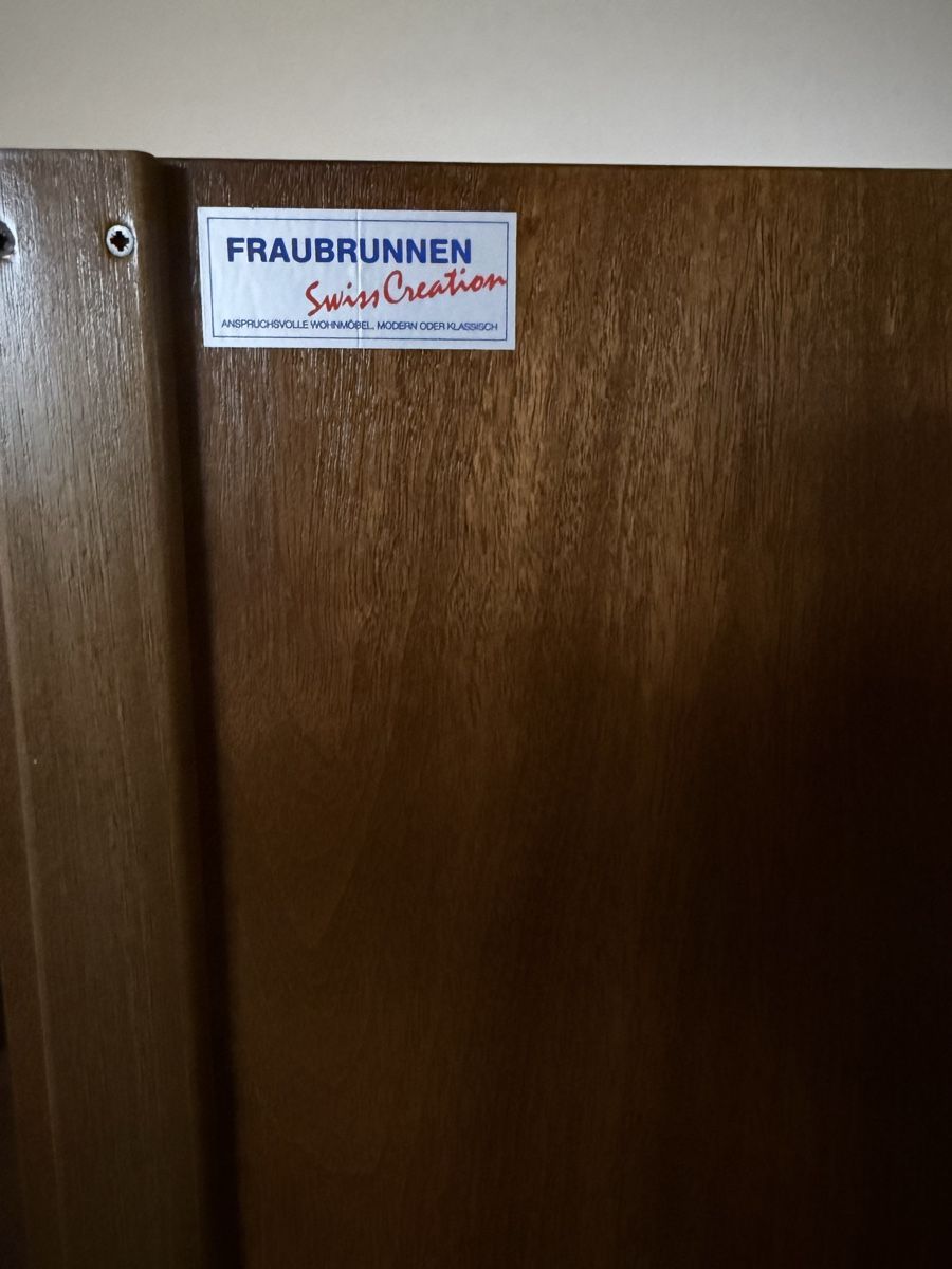 Büffets: Holzbuffet/Holzkommode – Gebraucht aus Zürich von koh_b9k5 2