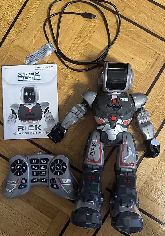 Giocattoli: Robot interactif XTREM BOTS  RICK (The Silver Bot) – Usato da Préverenges venduto da vinz58 1