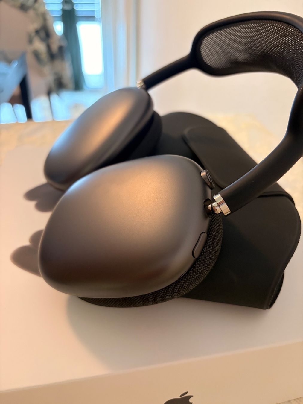 Apple Cuffie: Apple AirPods Max Kopfhörer Space Grau mit Smart Case – Usato da Olten venduto da emin93 3