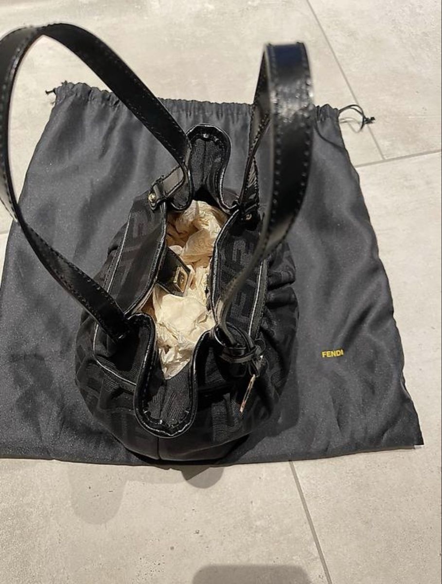 Fendi Borse da donna: Borsetta da sera Fendi – Usato da Magliaso venduto da abr_h9tq 2