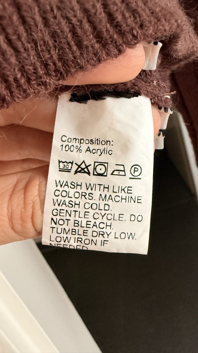 Maglioni & Felpe: Pullover bauchfrei, Grösse S – Nuovo (secondo la descrizione) da Thun venduto da tat_zb9b 1