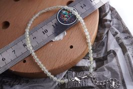 Phrenit    Armband mit Verschluss     Ab 1.-(1)