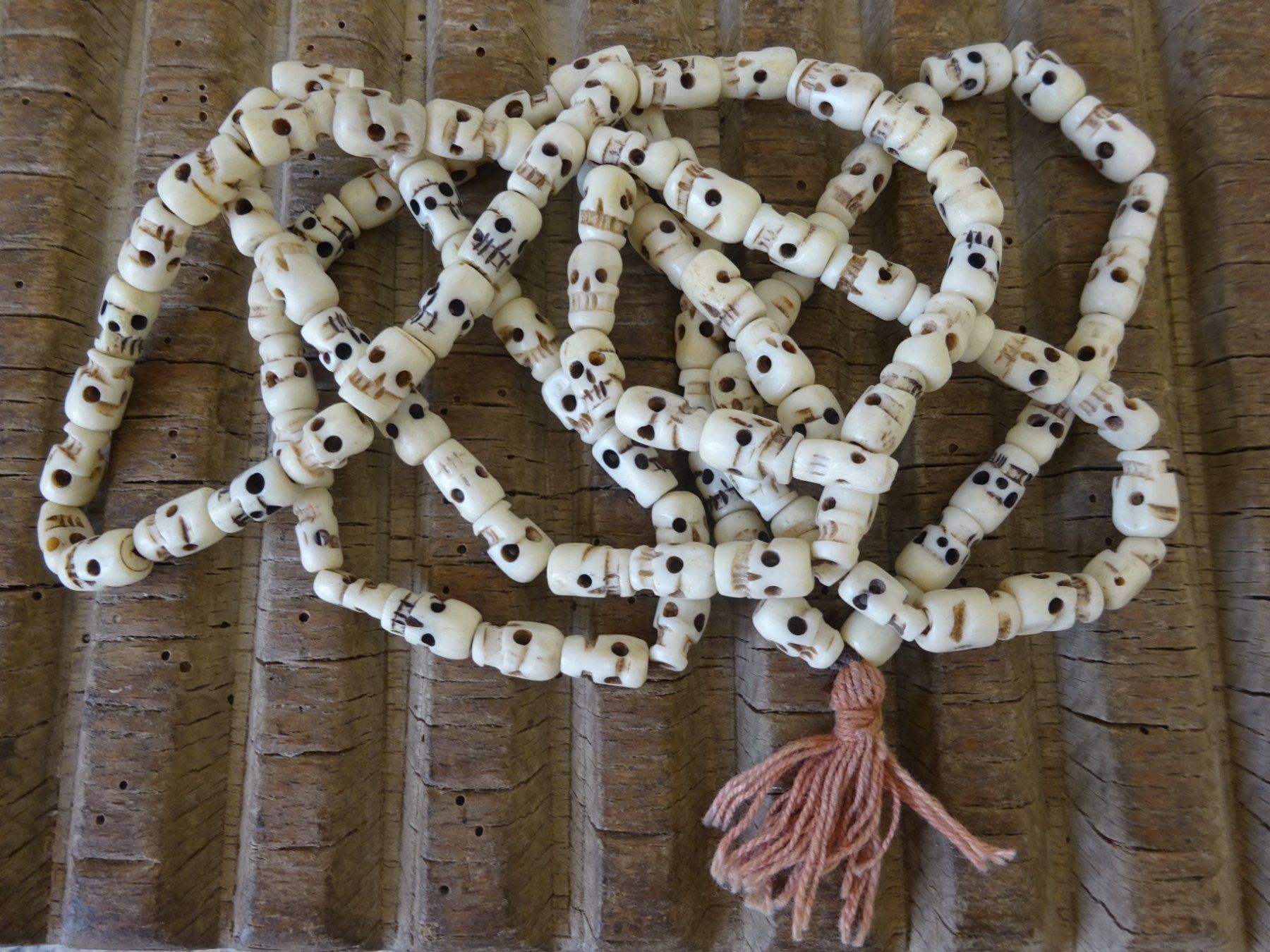 Catenine: Totenkopf Mala / Ethno – Usato da Esslingen venduto da FetteSchnecke 6