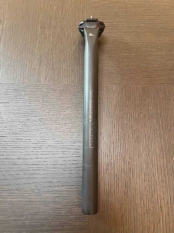 Pezzi di ricambio: Tige de selle Canyon S13 VCLS CF – Usato da Carouge GE venduto da tra_czh9