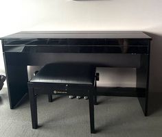 Digitalpiano Roland DP-90Se  Hochglanz Schwarz inkl. Stuhl