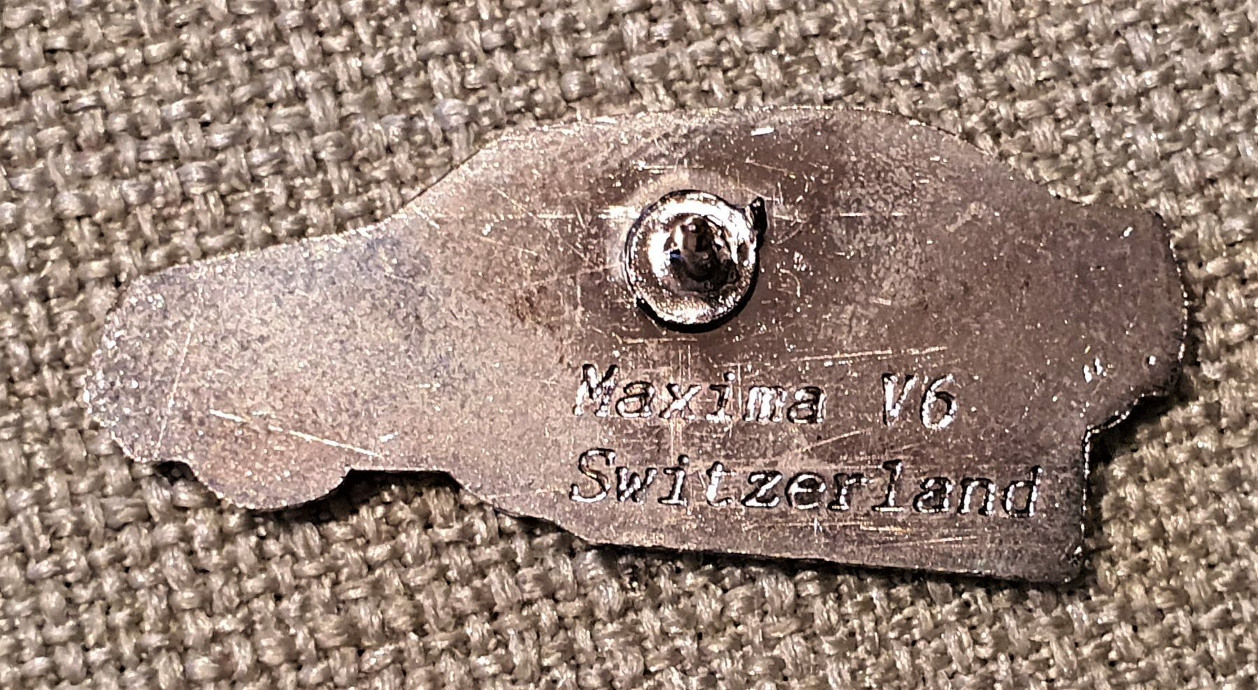 Automobili: L843 - Pin Auto - Nissan Maxima V6 – Usato da Reinach BL venduto da Boston-Verkauf 1