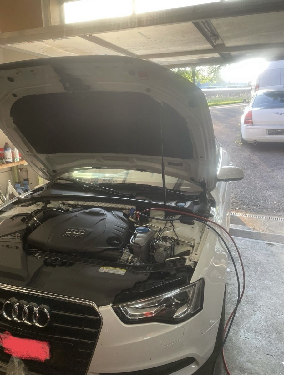 Automobili: Klimaservice R134a – Usato da Wettingen venduto da Nici1932