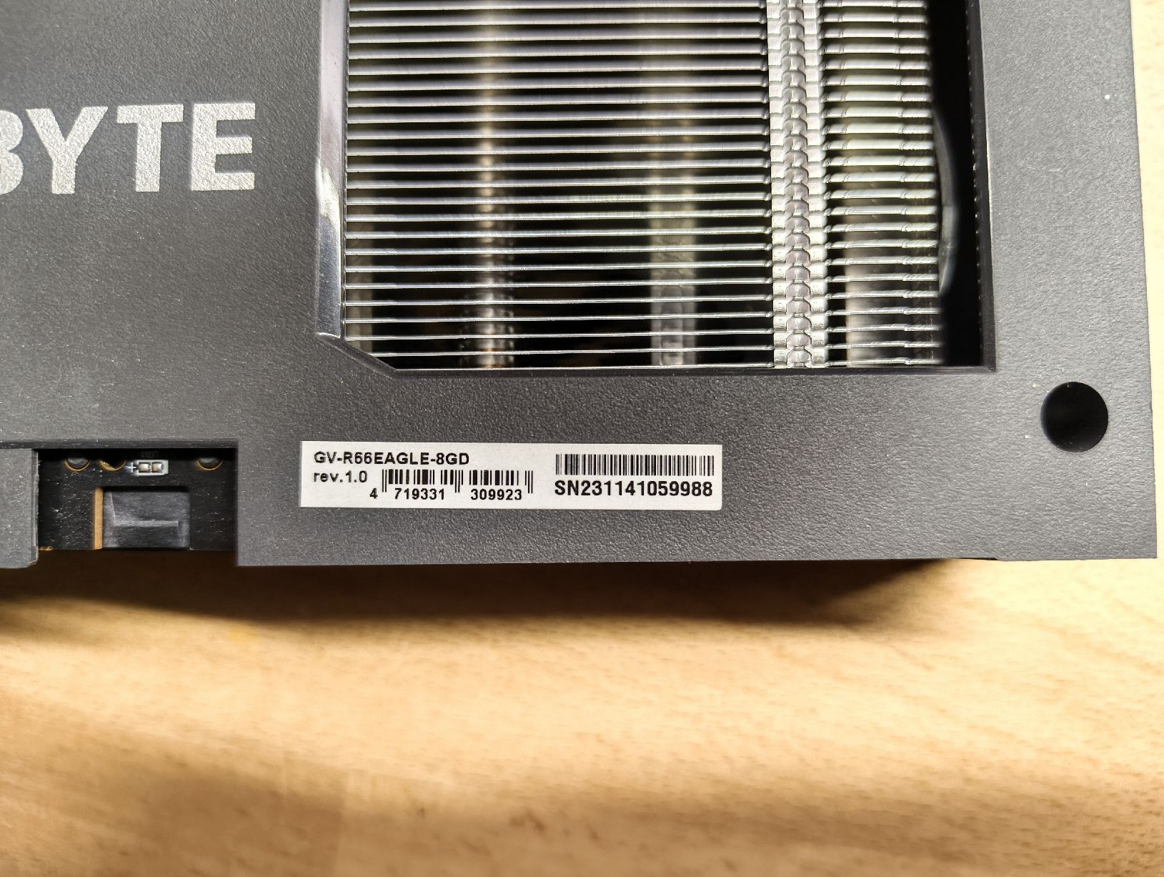 Gigabyte Schede grafiche: GIGABYTE Radeon RX 6600 EAGLE 8GB – Usato da Oberdiessbach venduto da verkaufbar 3