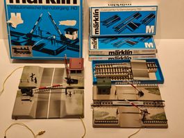 Märklin 7192 / 7057 Bahnübergänge + Zusatzgarnituren