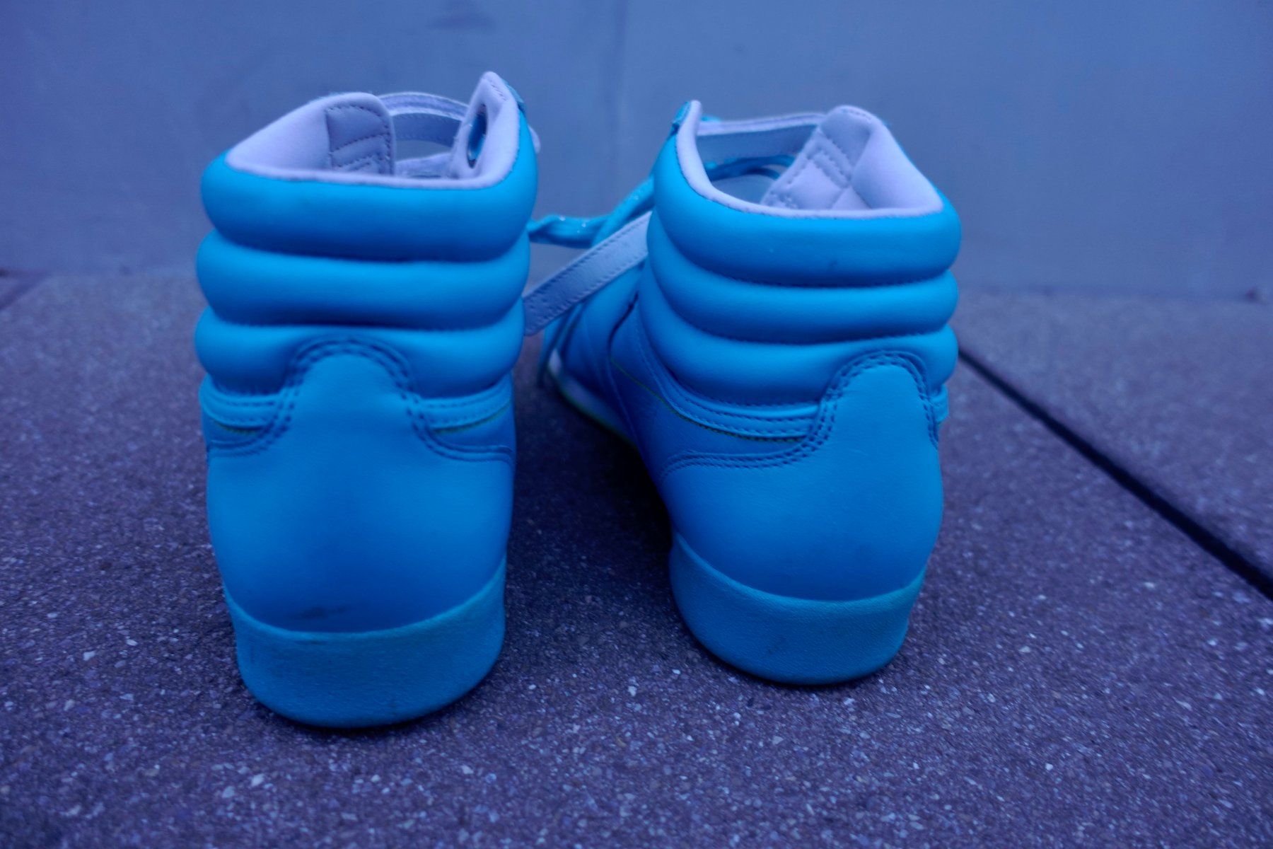 Reebok Scarpe da uomo: Reebok Vintage Turnschuhe 41 hellblau – Nuovo (secondo la descrizione) da Chur venduto da JennyAlexander 6