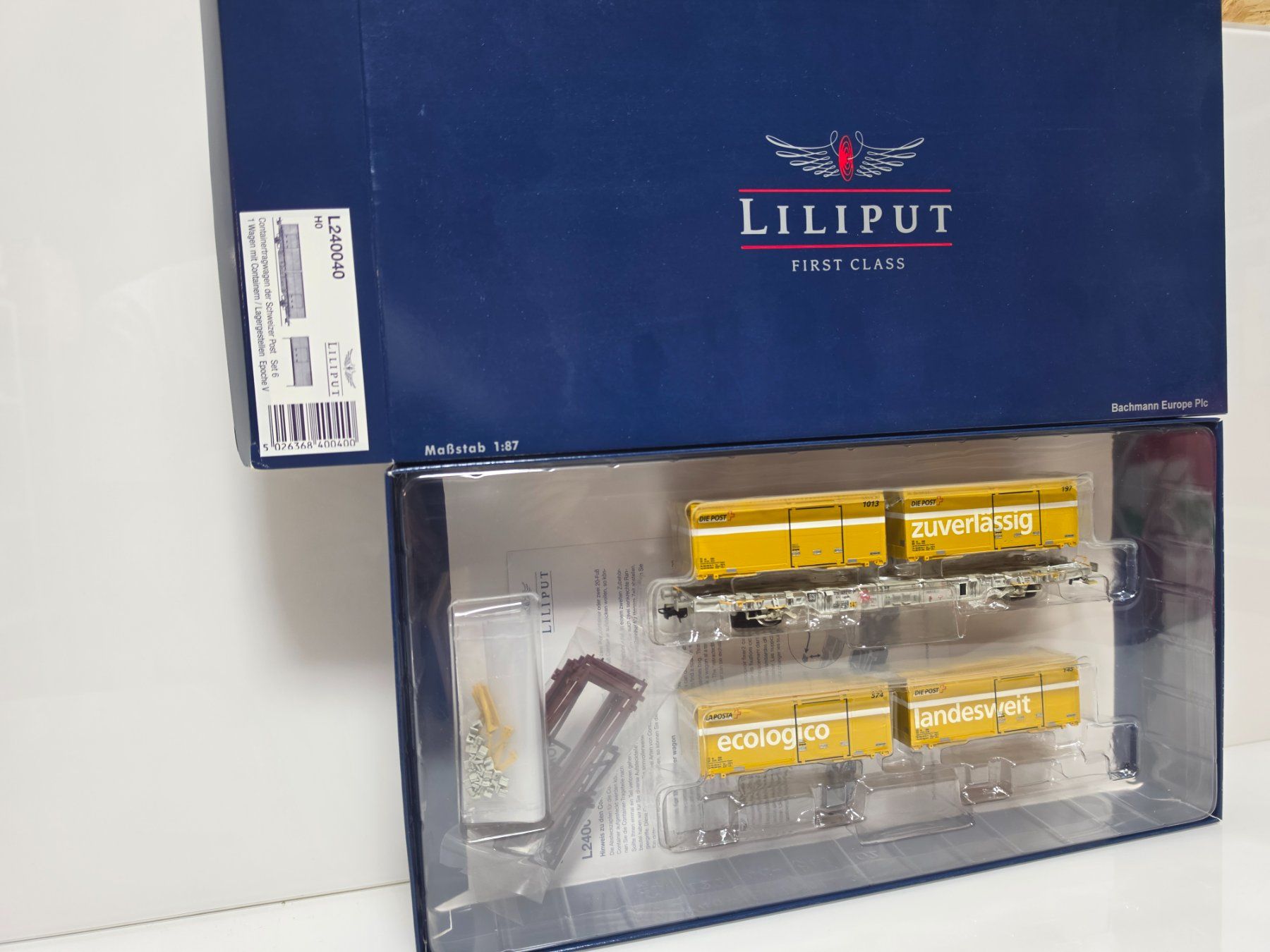 Liliput Modellini di ferrovie: Liliput Containerwagen Schweizer Post Set 6 L240040 – Nuovo e nell'imballaggio originale da Neuenhof venduto da ludovicco