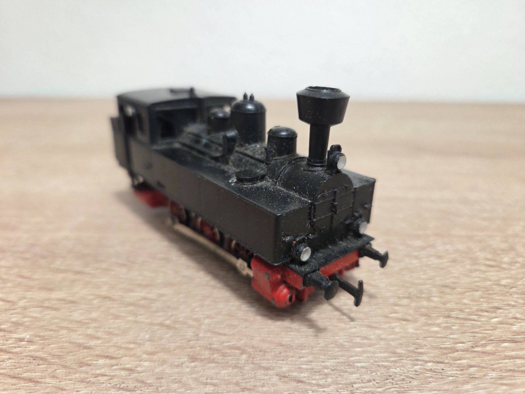 Märklin Modellini di ferrovie: Märklin Dampflok H0 – Usato da St-Aubin-Sauges venduto da Lo_Go 2
