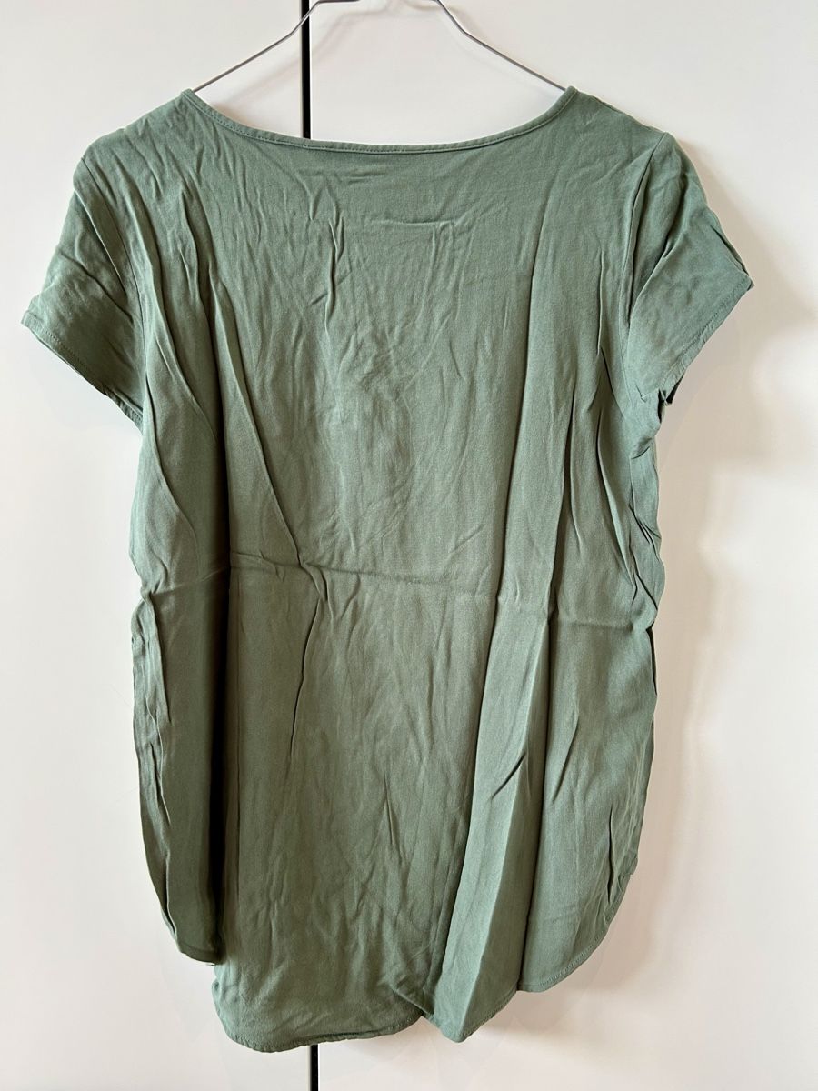 Vero Moda T-shirts: T-Shirt – D'occasion à Jona par caro_schaf 1