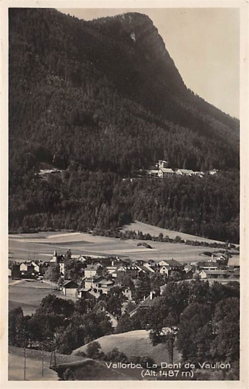 Ansichtskarten: Vallorbe, La Dent de Vaulion – Gebraucht aus Ottikon b.Kemptth. von Neptun1974