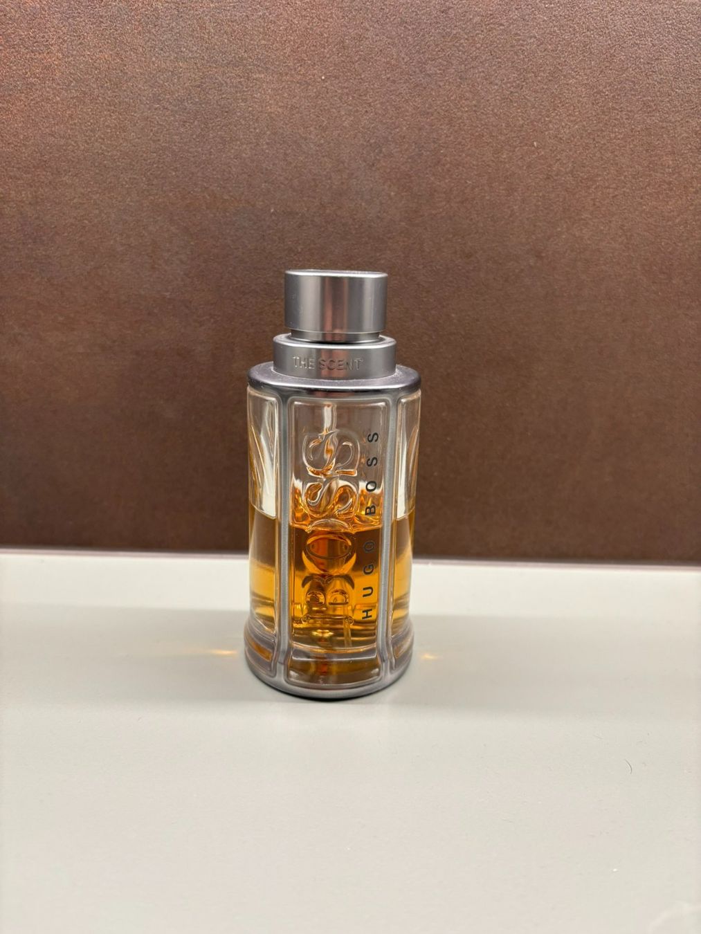 Hugo Boss Profumi & Eau de Toilette: Hugo Boss The Scent EDT 100ml – Usato da Rueun venduto da Bmwurbi