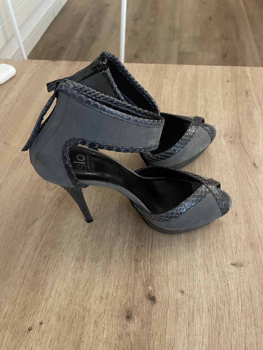 Scarpe da donna: Sandali estivi SLD gr. 38 – Usato da Dietwil venduto da pao_q5hy 2