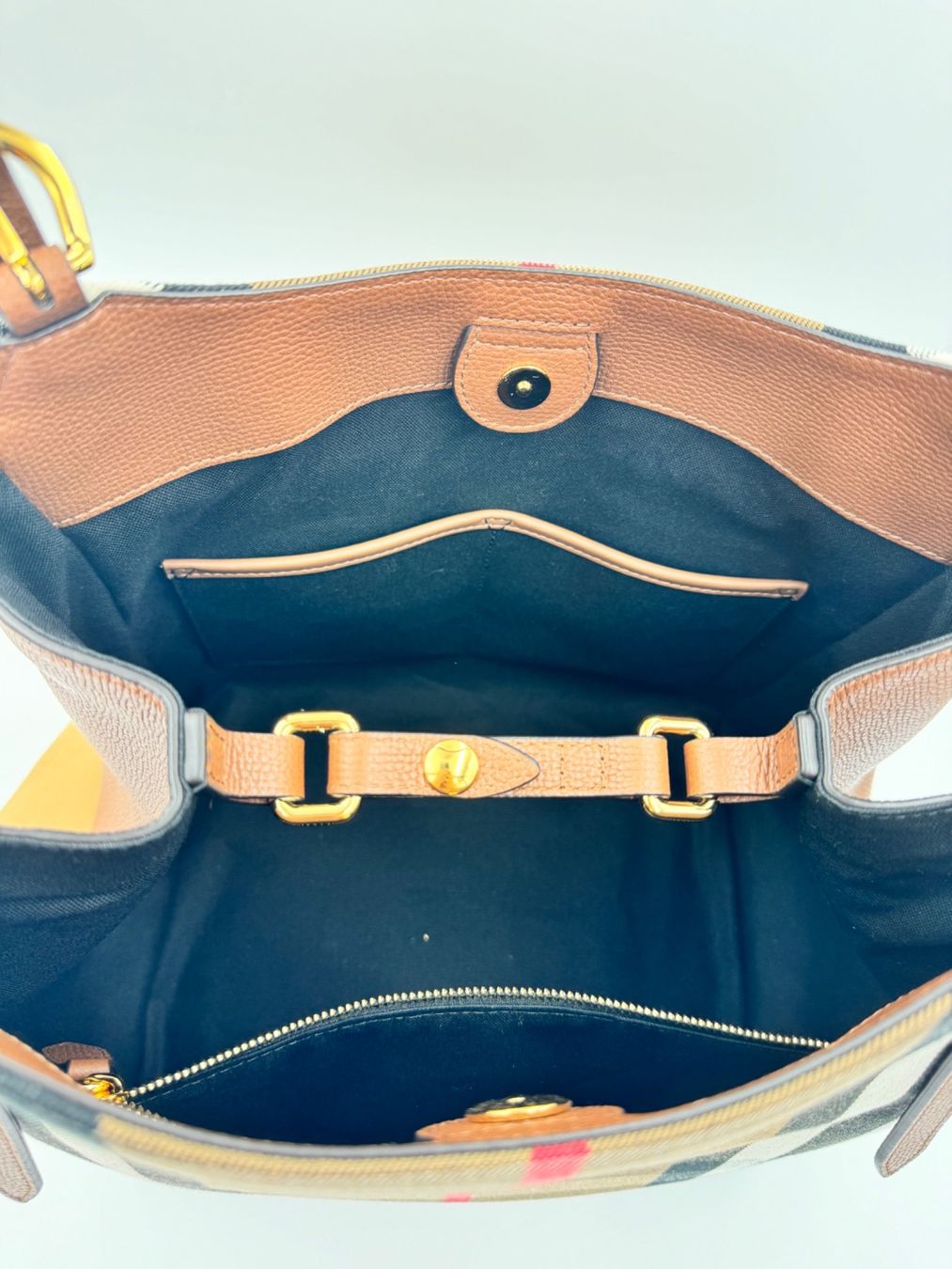 Burberry Borse da donna: Burberry Tasche Canterby – Nuovo e nell'imballaggio originale da Wiedlisbach venduto da Sistershop 5