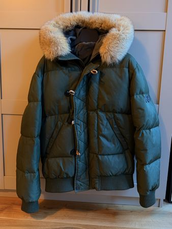 BALDESSARINI Mens Jacket Green with Fur Hood Size 48 Used