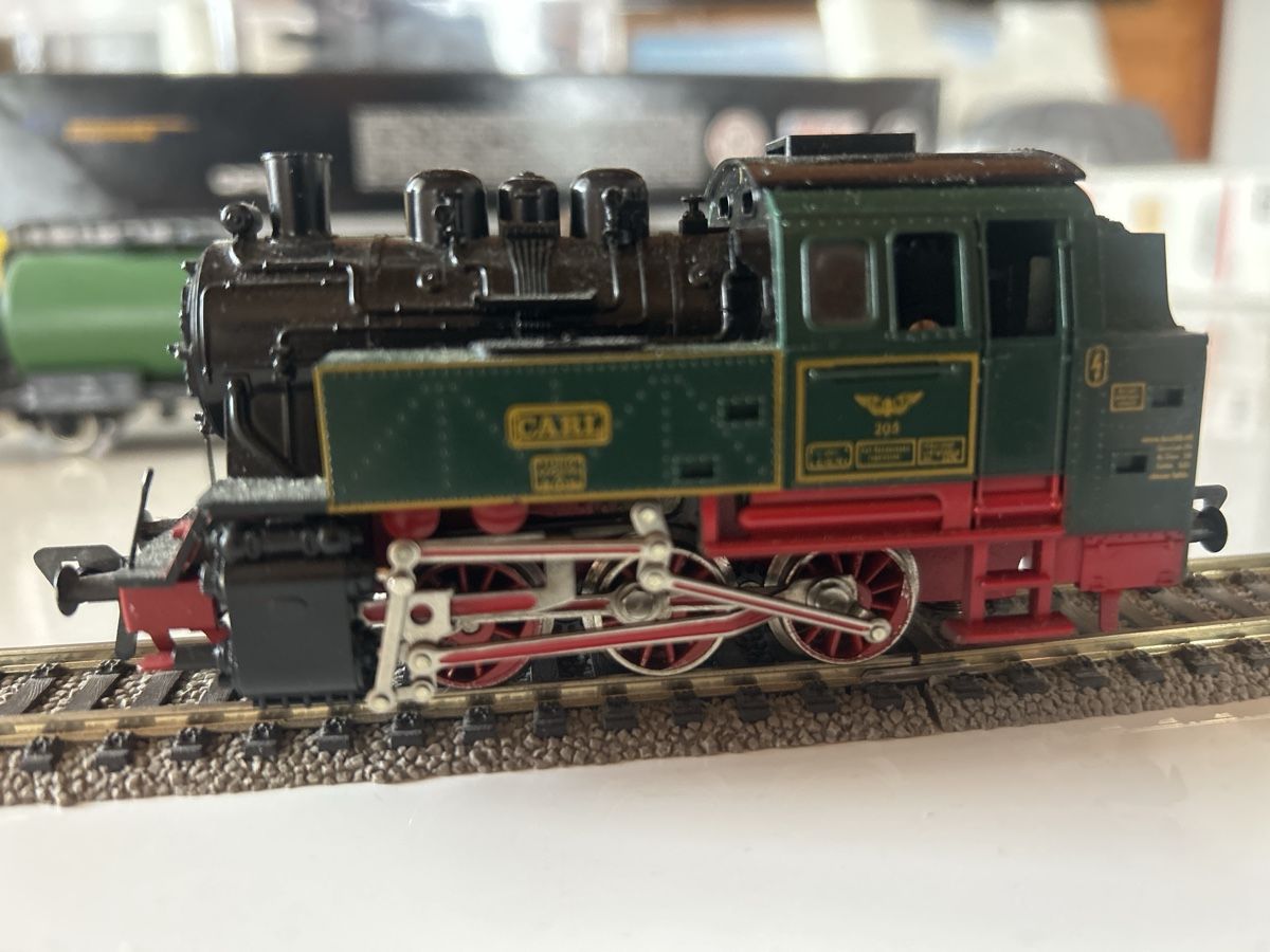 Fleischmann Modelleisenbahnen: Zahnradlokomotive Fleischmann – Gebraucht aus Bözen von Viloujack