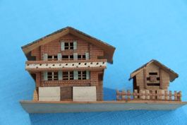 Schweizer Kunsthandwerk, Chalet und Spycher, Miniatur