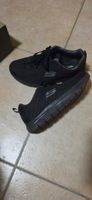 Chaussures de sport Skechers noires taille 44 mis 1 x