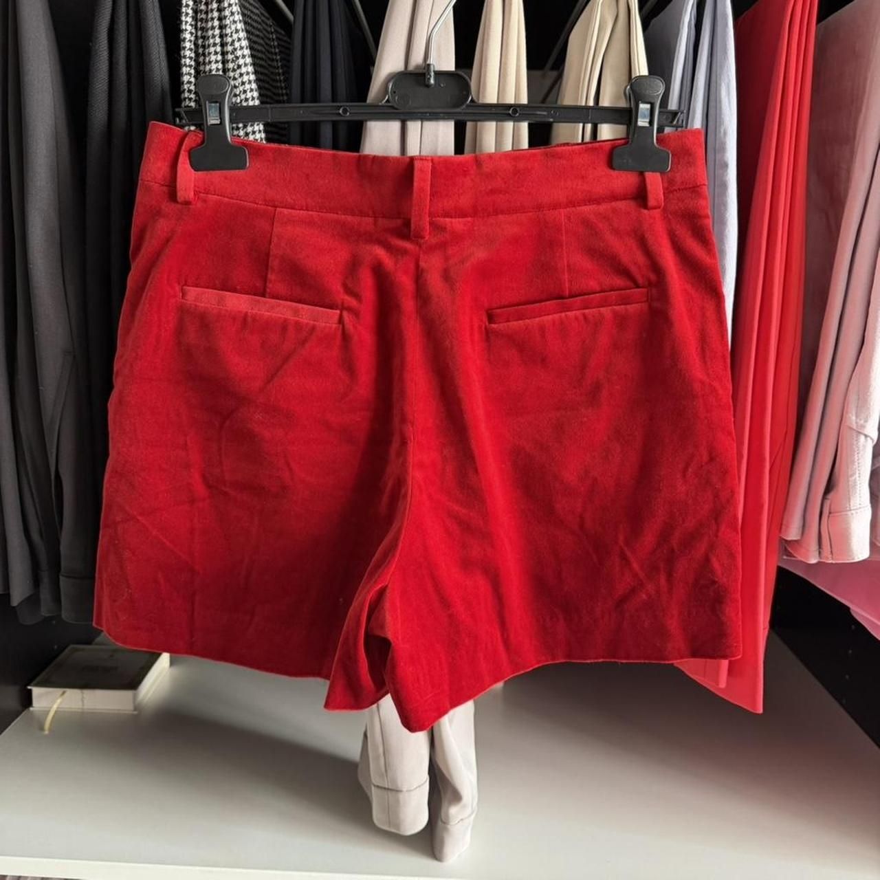 Kooples Hosen: The Kooples Red Velvet Shorts – Neu (gemäss Beschreibung) aus Emmen von mak31 2