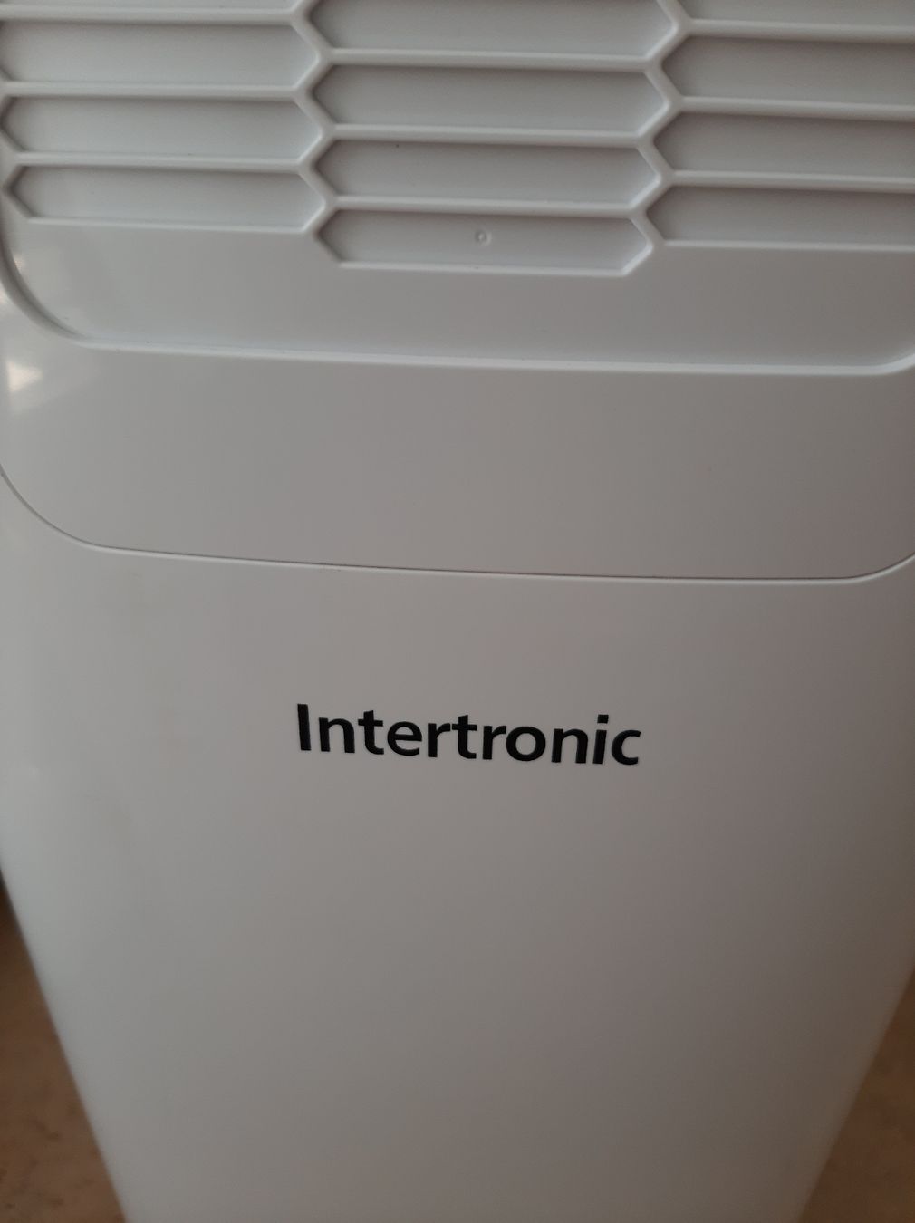 Condizionatori: Klimagerät Intertronic ITR 75 – Usato da Zürich venduto da Schela31 3