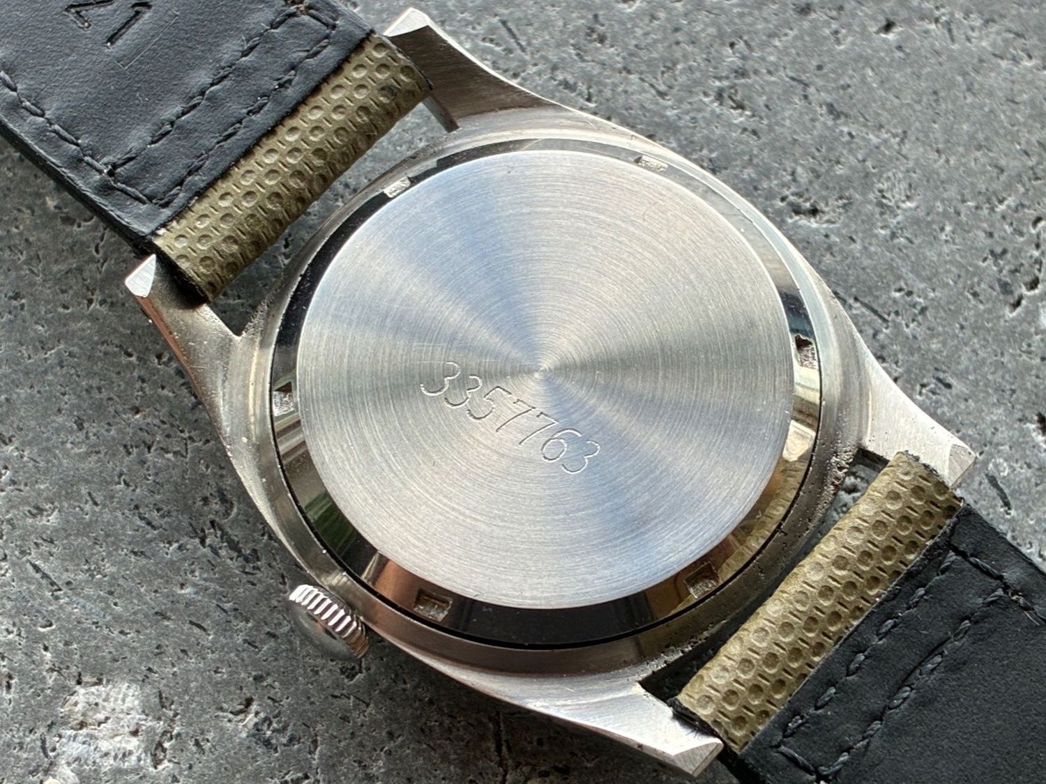 Eterna Orologi: ETERNA WW2 MAJETEK CZECH AIR FORCE – Usato da Beinwil am See venduto da watchfever 3